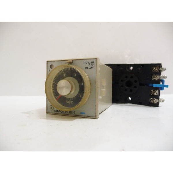 Timer with Base, H3BH-8, Omron, 110 VAC, Made in Japan